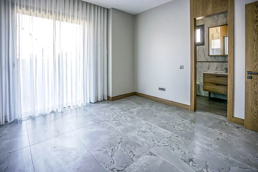 Regia Stone görsel 18